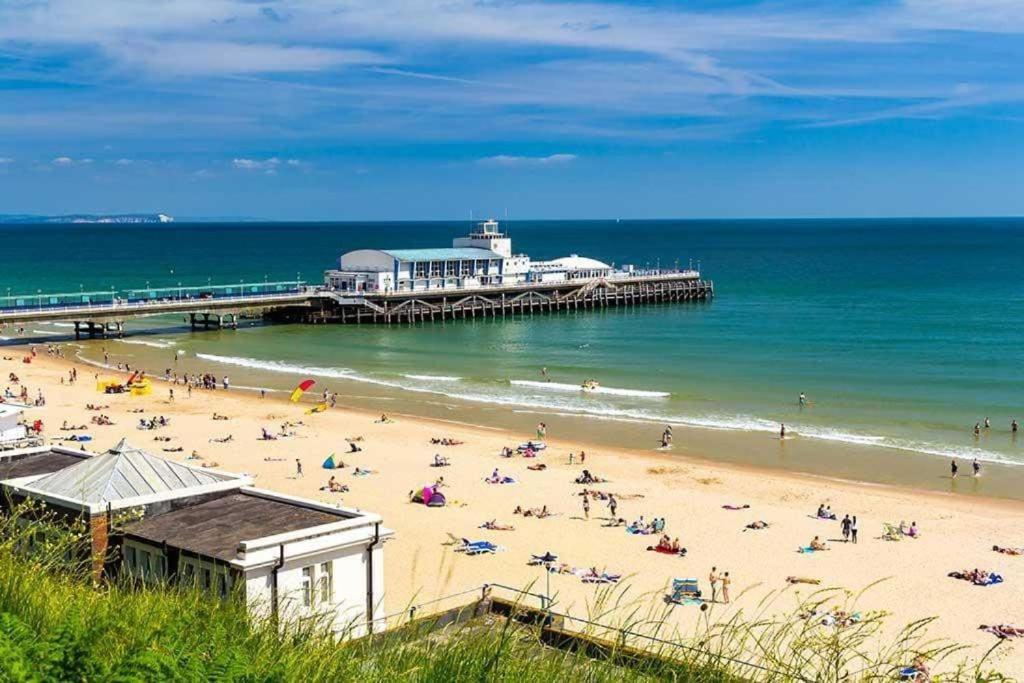 'Aandal House' Bournemouth' Leilighet Poole Eksteriør bilde