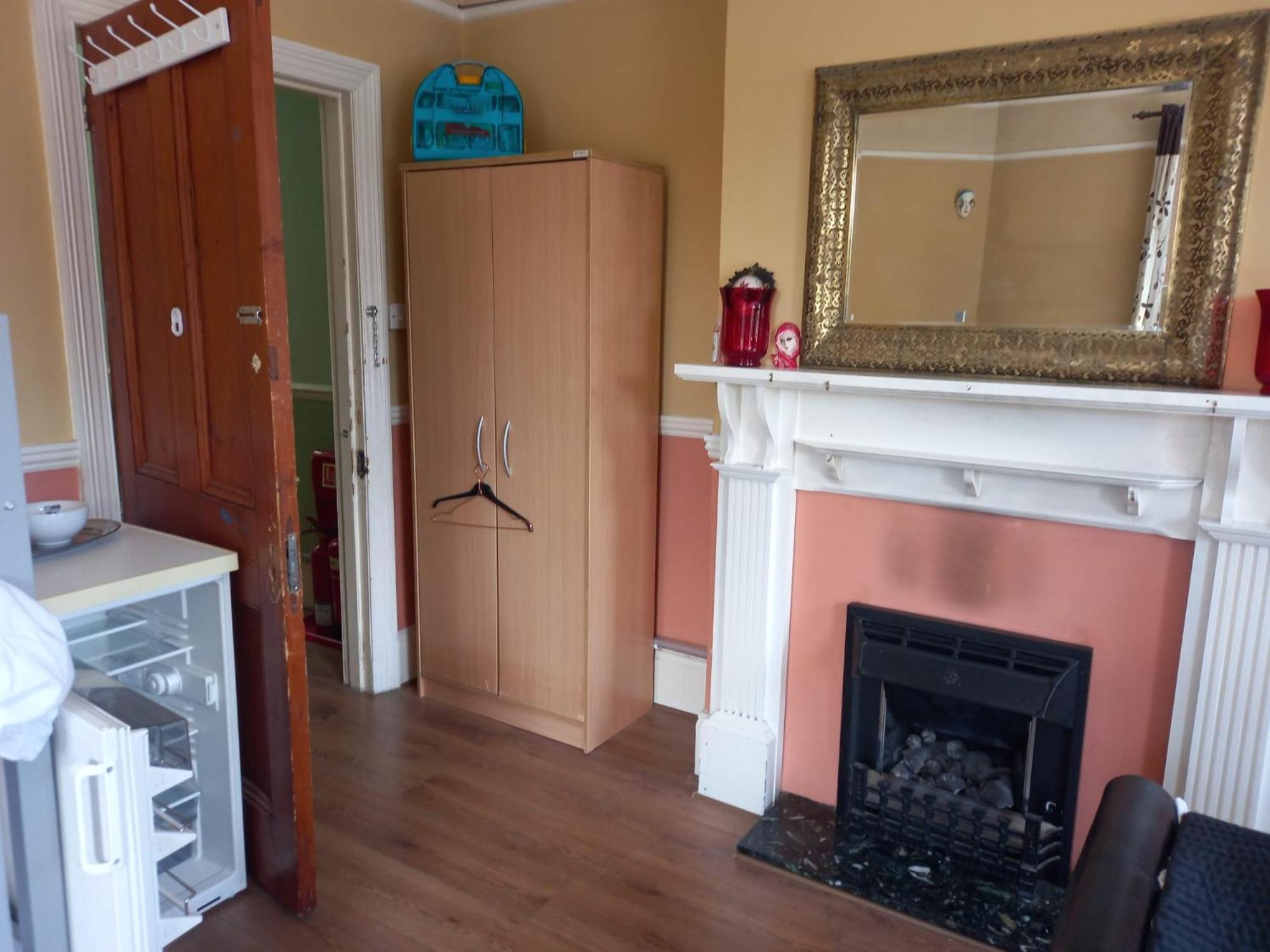 'Aandal House' Bournemouth' Leilighet Poole Eksteriør bilde
