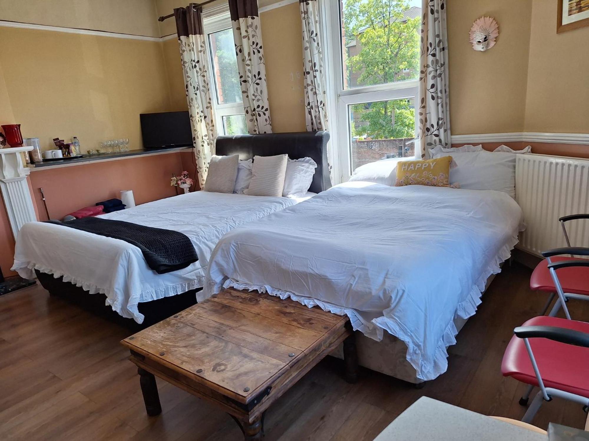 'Aandal House' Bournemouth' Leilighet Poole Eksteriør bilde